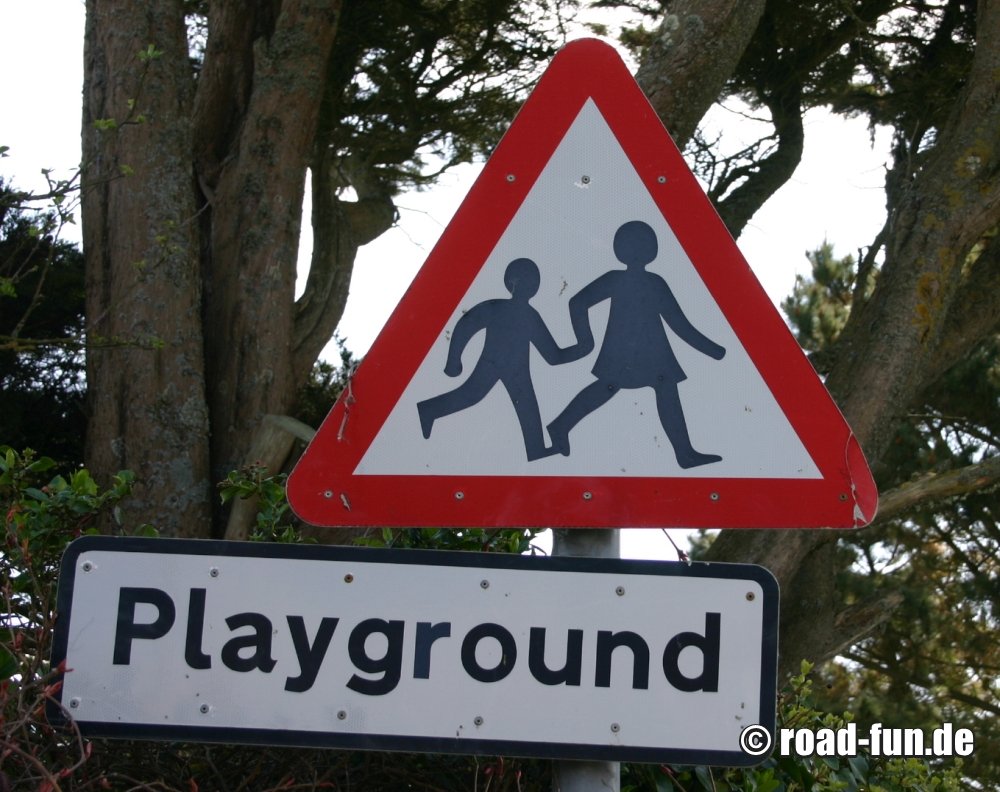 Gefahrenschild England - Kindergarten