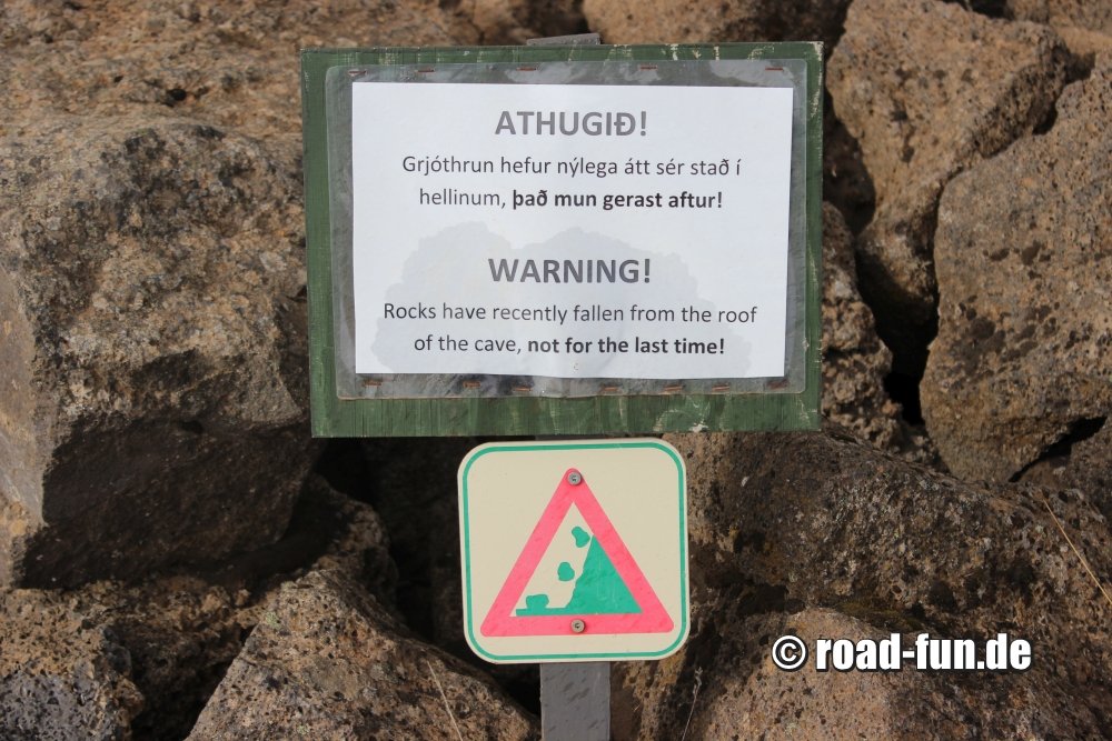 Gefahrenschild Island - Steinschlag