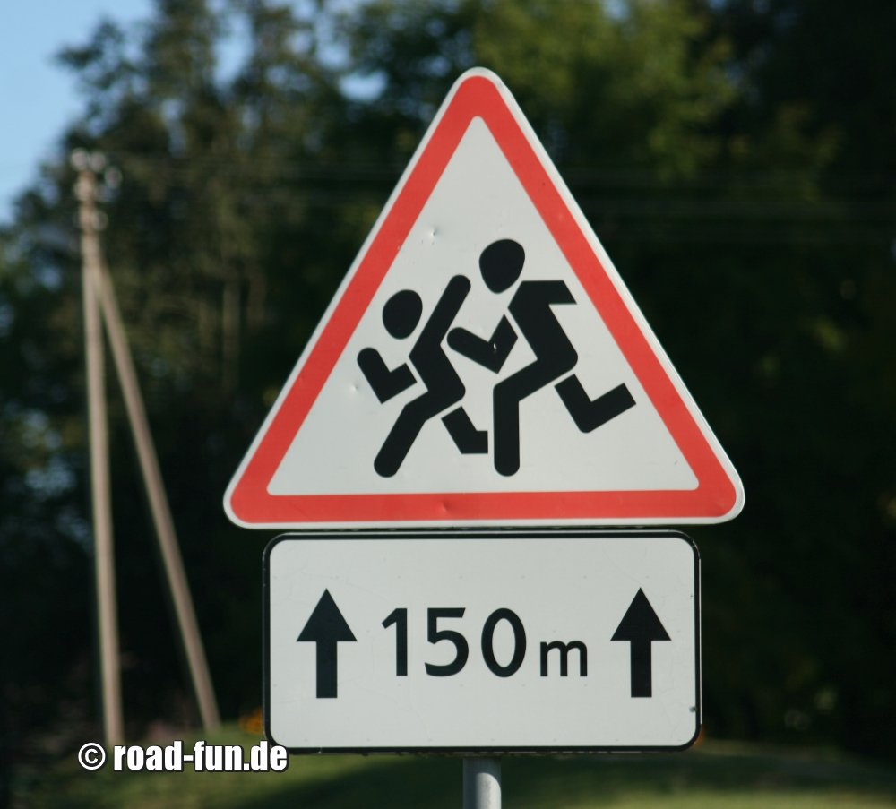Gefahrenschild Litauen - Kinder
