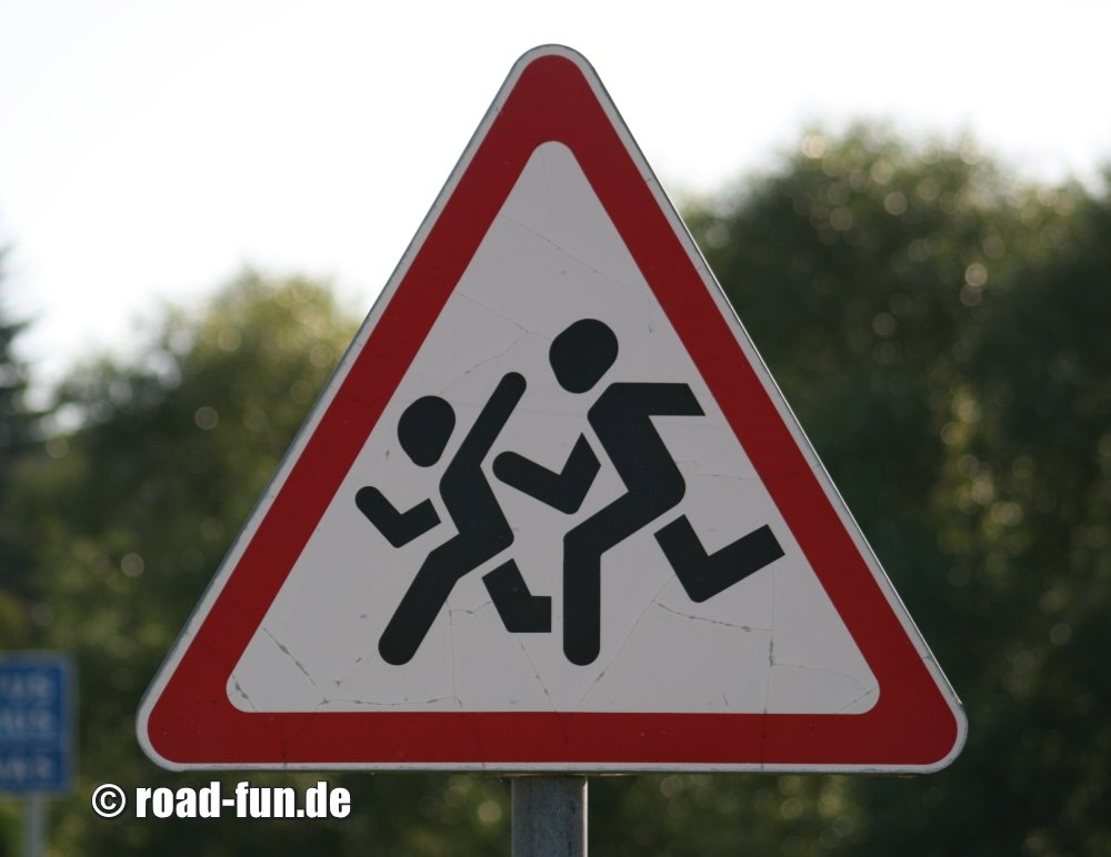 Gefahrenschild Litauen - Kinder