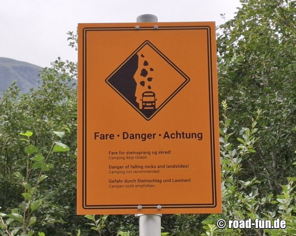 Gefahrenschild Norwegen - Steinschlag