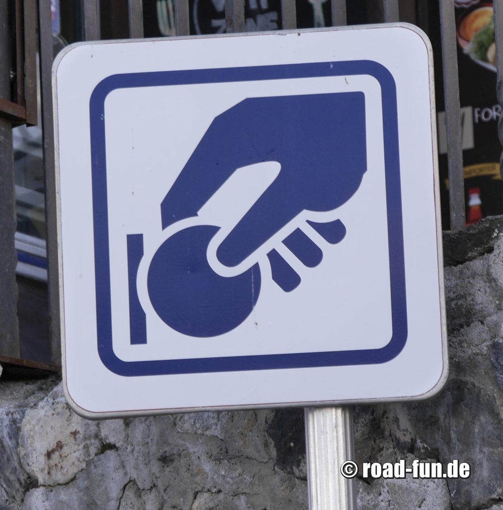 Hinweisschild Andorra - Parkautomat