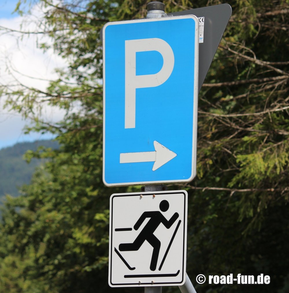 Hinweisschild Deutschland - Parkplatz Langlauf Ski