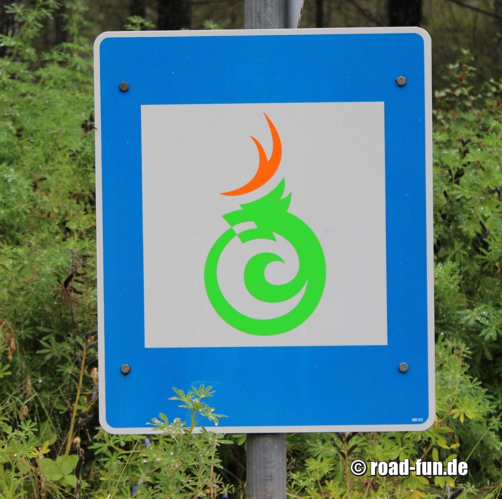 Hinweisschild Island - Dragon Route