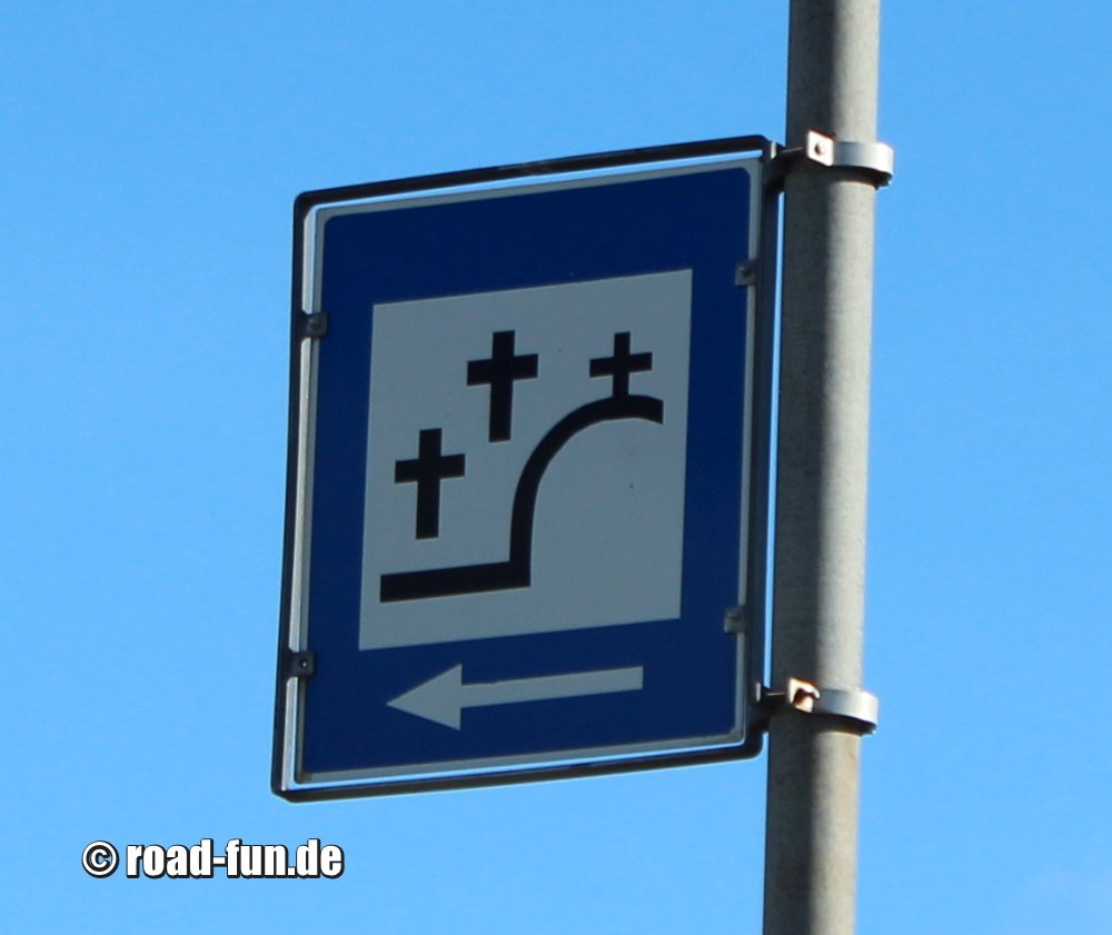 Hinweisschild Island - Friedhof