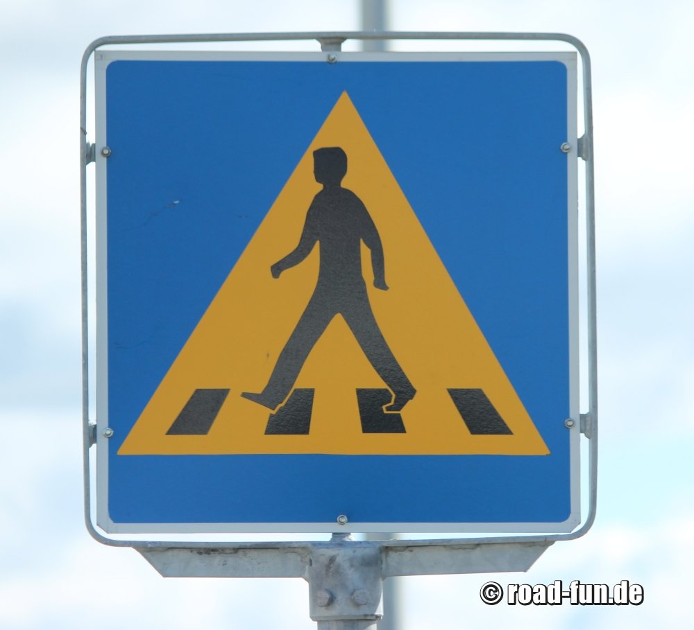 Hinweisschild Island - Fussgaengerueberweg