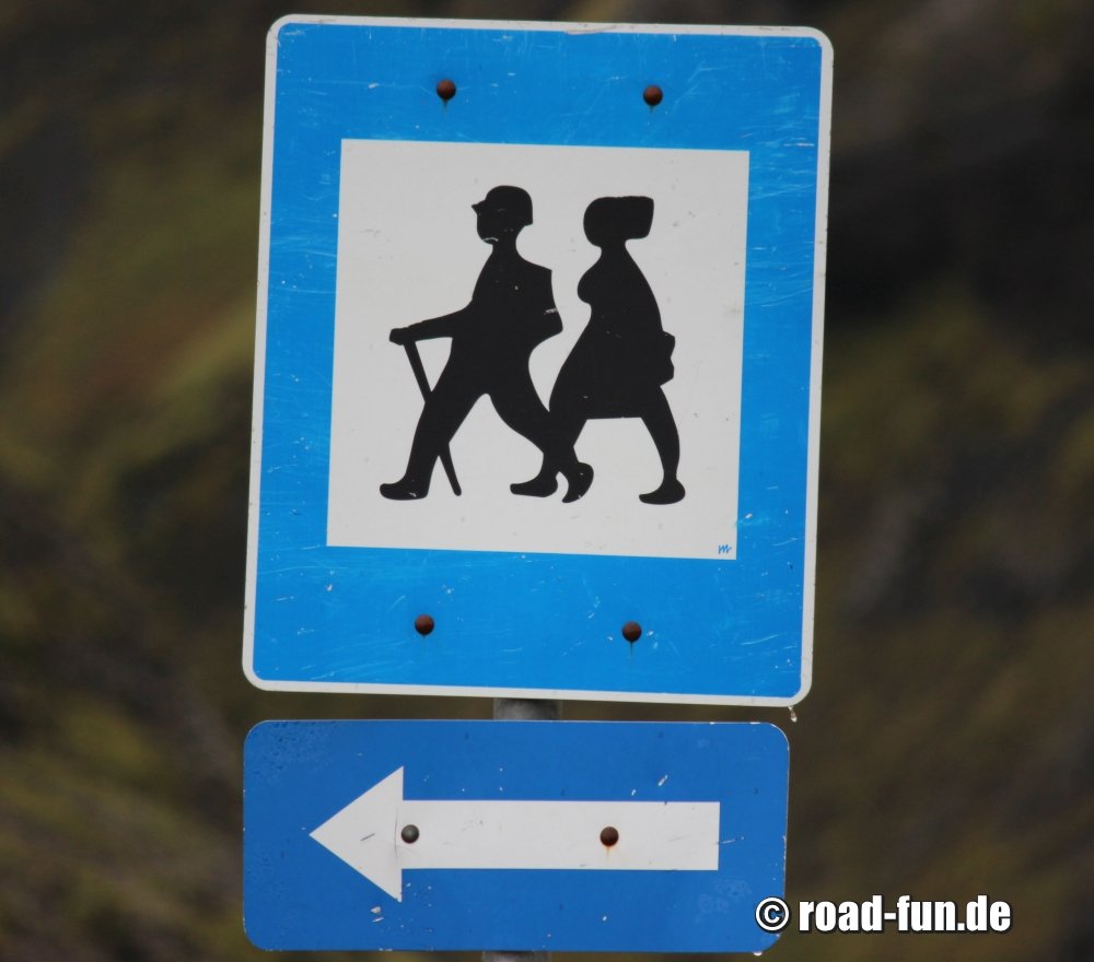 Hinweisschild Island - Wanderweg