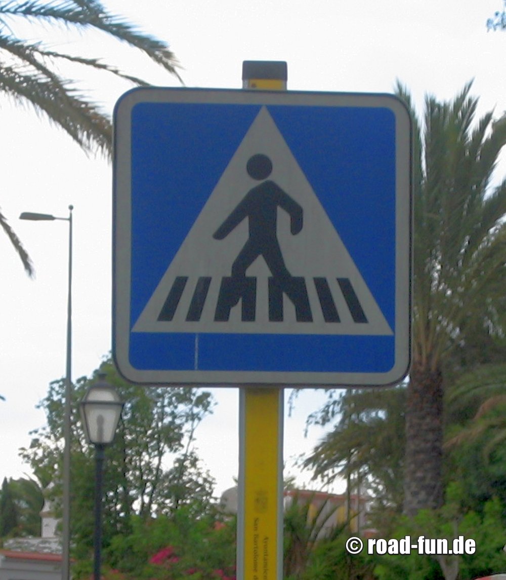 Hinweisschild Spanien - Fussgängerüberweg