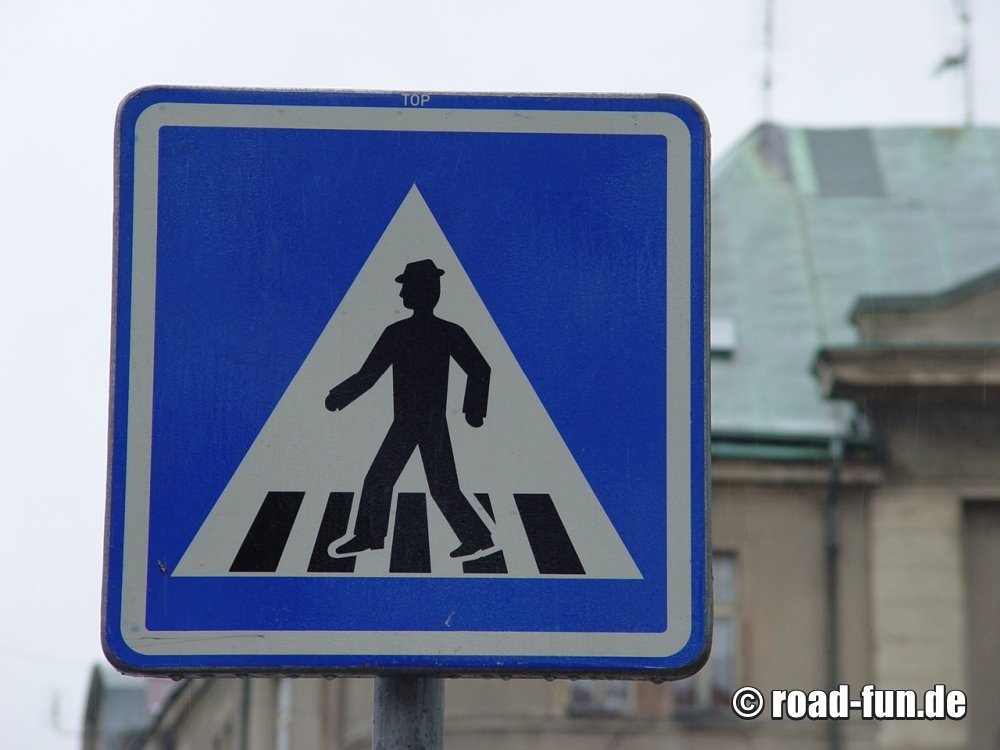 Hinweisschild Tschechien - Zebrastreifen