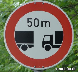 Durchfahrtsverbot Österreich - Mindestabstand 50m