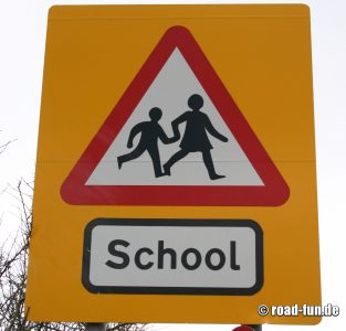 Gefahrenschild England - Schulkinder
