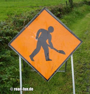 Gefahrenschild Irland - Baustelle 