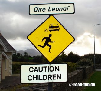 Gefahrenschild Irland - Kinder