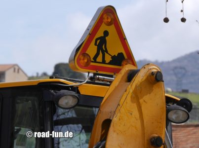 Gefahrenschild Korsika - Baustelle   