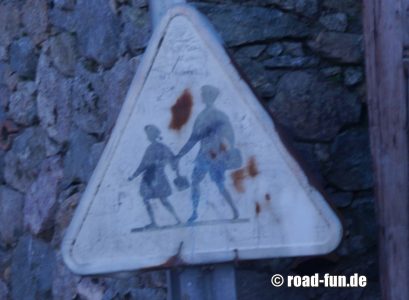 Gefahrenschild Korsika - Schulkinder 