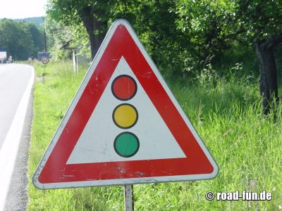 Gefahrenschild Tschechien - Ampel