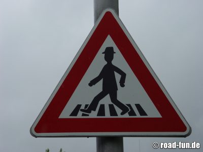 Gefahrenschild Tschechien - Zebrastreifen 