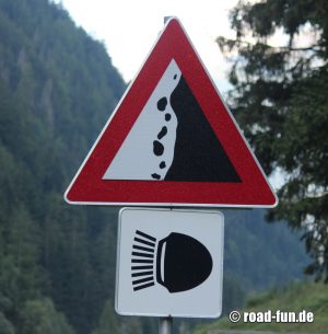Gefahrenschild Österreich - Steinschlag