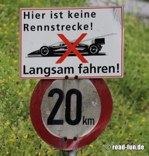 Geschwindigkeitsschild Österreich