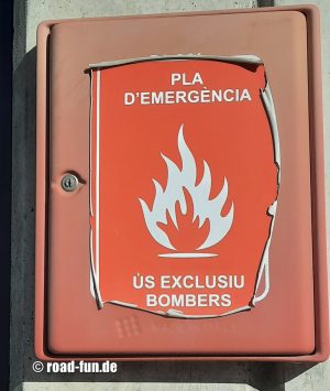 Hinweisschild Andorra - Feuerlöscher
