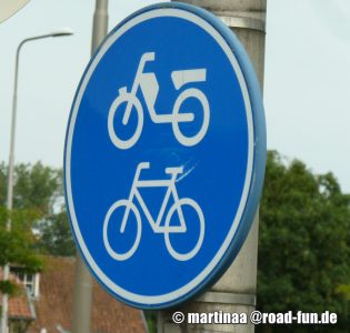 Hinweisschild Belgien - Radweg
