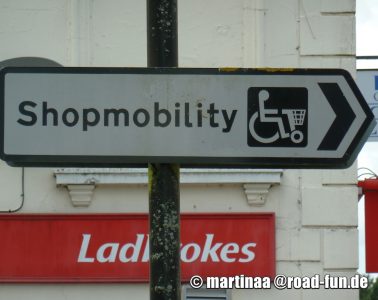 Hinweisschild England - Shoppingmobility