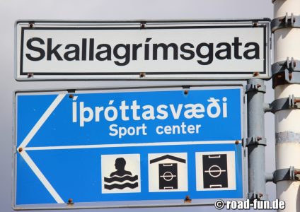 Hinweisschild Island - Sportcenter