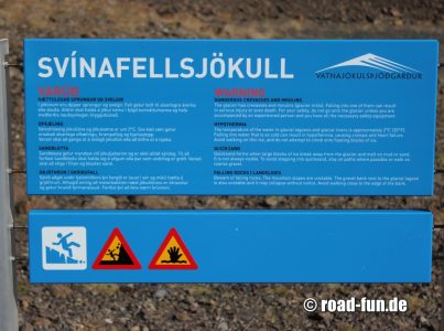 Hinweisschild Island - Warnhinweise Svinafellsjökul