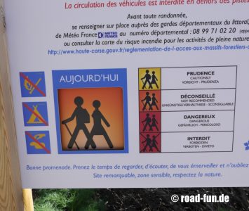 Hinweisschild Korsika - Respektiere die Natur