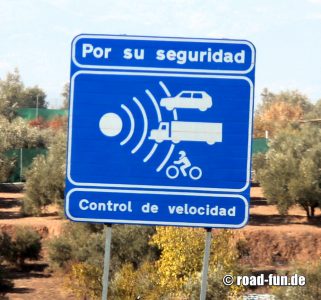 Hinweisschild Spanien - Radarkontolle
