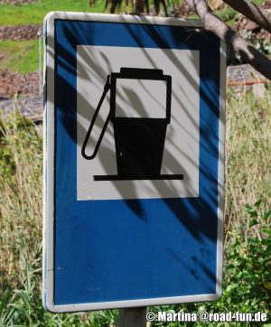 Hinweisschild Spanien - Tankstelle