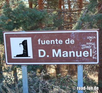 Hinweisschild Spanien - öffentlicher Brunnen