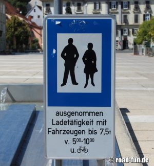 Hinweisschild Österreich - Fußgängerzone 