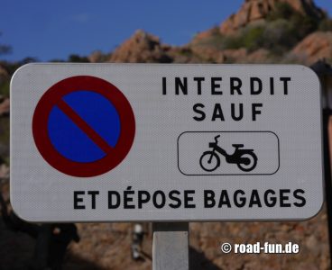 Parkverbot Korsika - ausser Mopeds