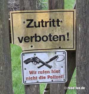 Verbotsschild Deutschland - Zutritt verboten