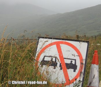 Verbotsschild Irland - Ueberholverbot