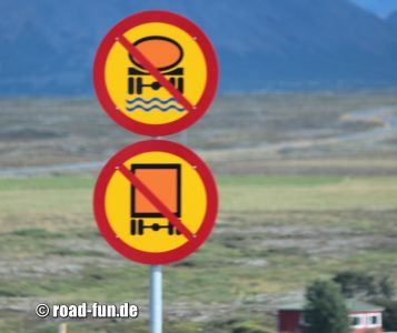 Verbotsschild Island - Fahrzeuge mit Gefahrengütern