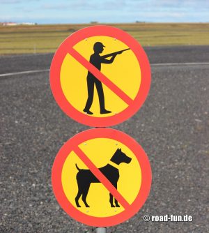 Verbotsschild Island - Jagen & Hunde