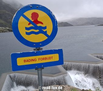 Verbotsschild Norwegen - Badeverbot