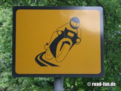 Warningsign England - Motorradfahrer